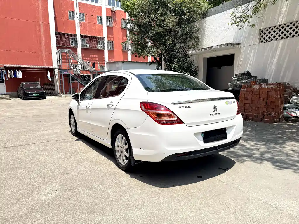 Peugeot 308 — миниатюра 4