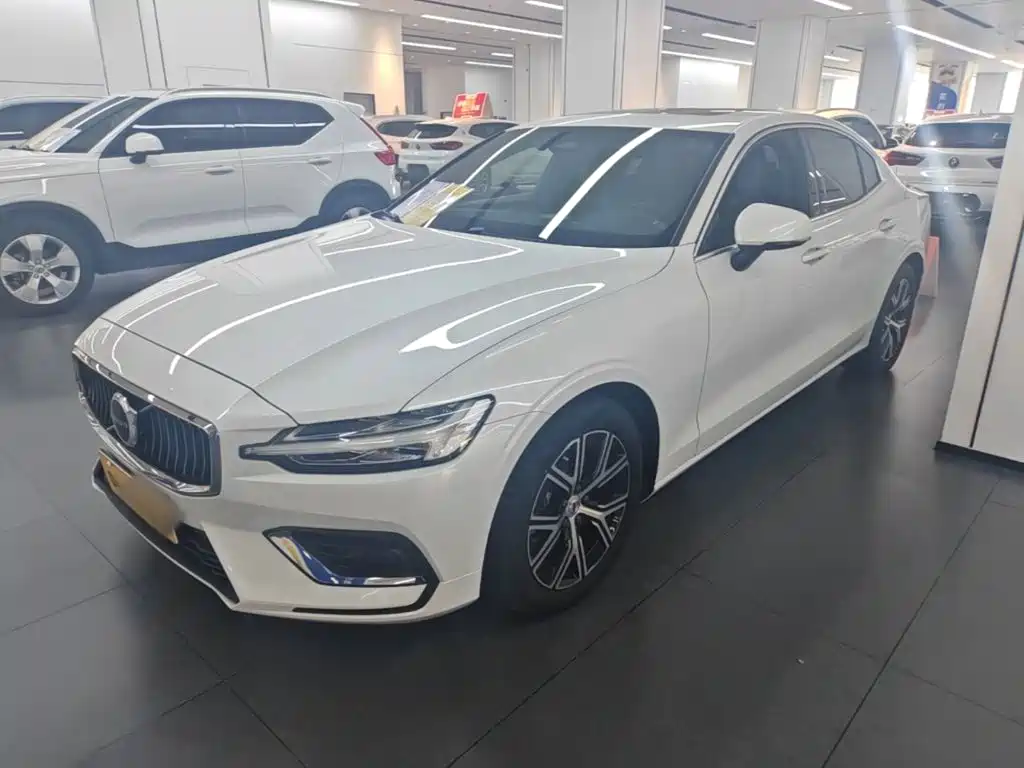 Volvo S60 — миниатюра 2