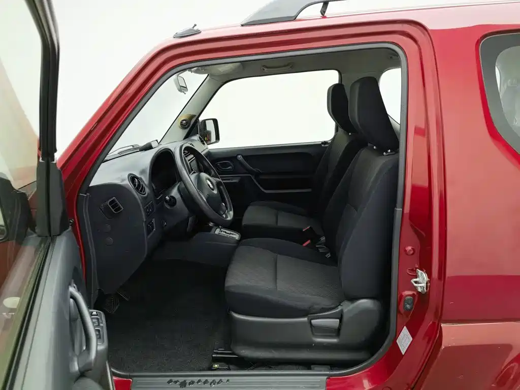 Suzuki Jimny — миниатюра 10