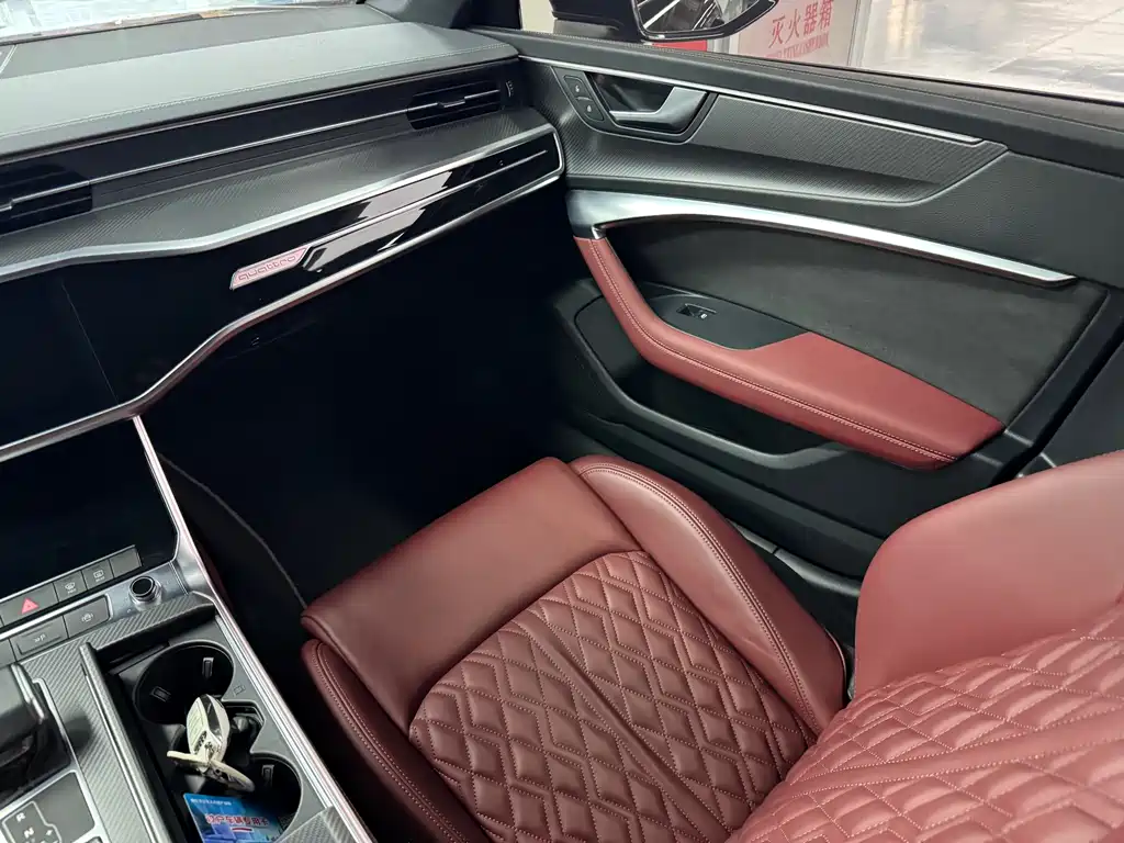 Audi A7L — миниатюра 8