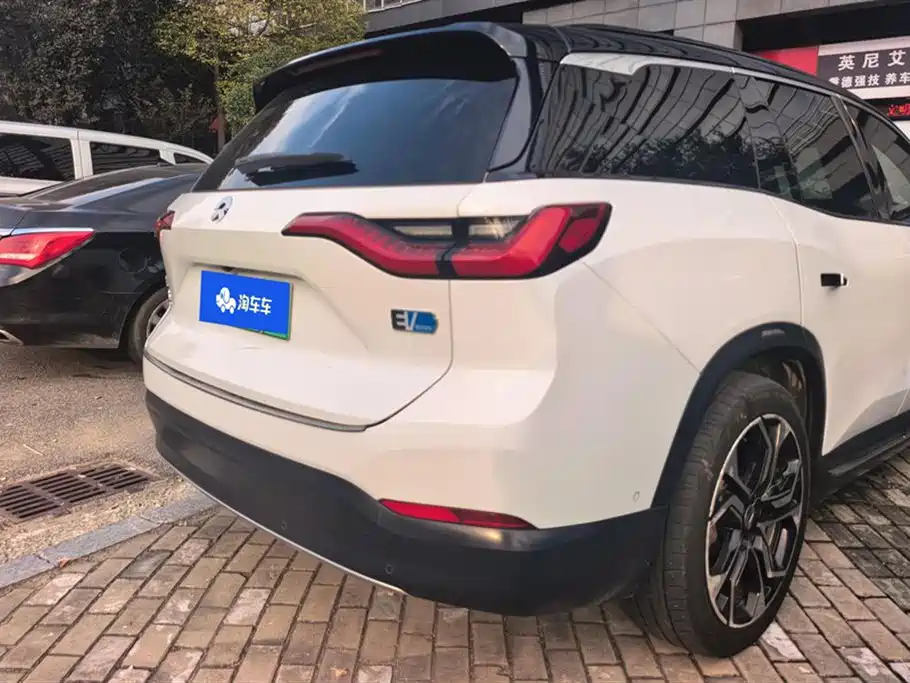NIO NIO ES8