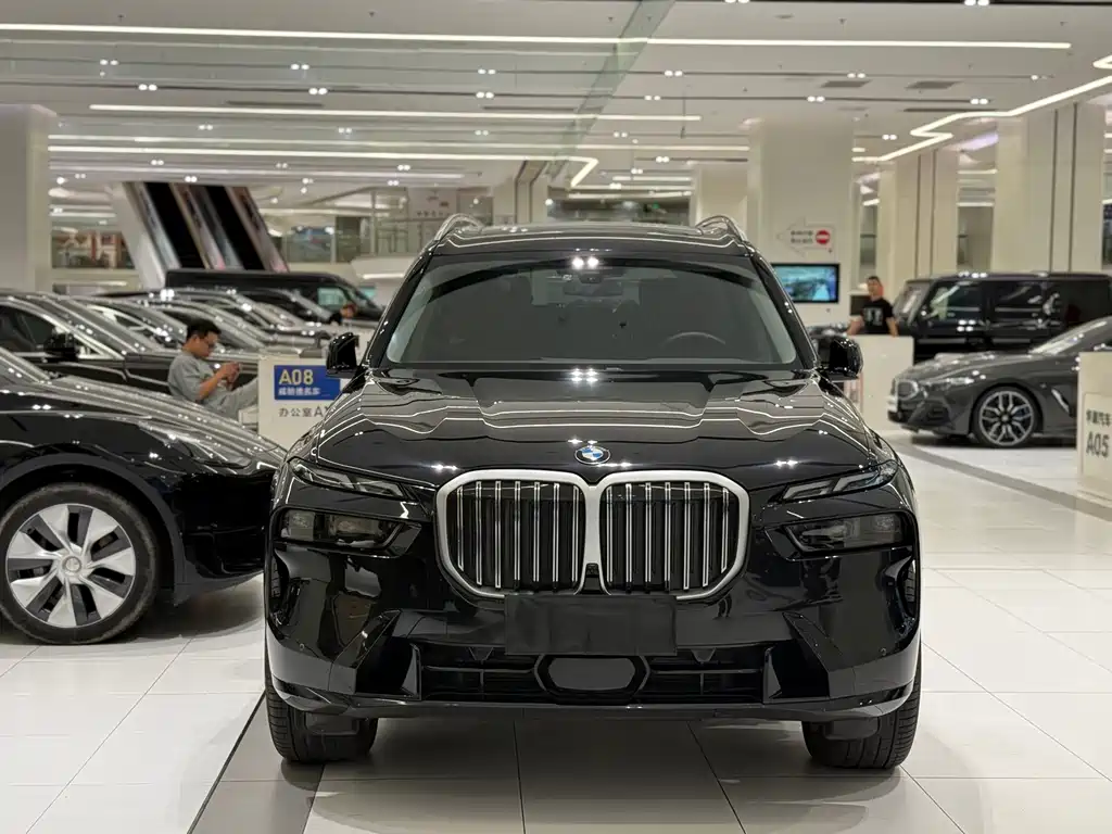 BMW X7 2024