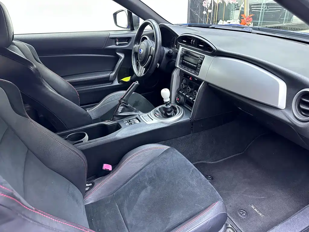 Subaru BRZ — миниатюра 14