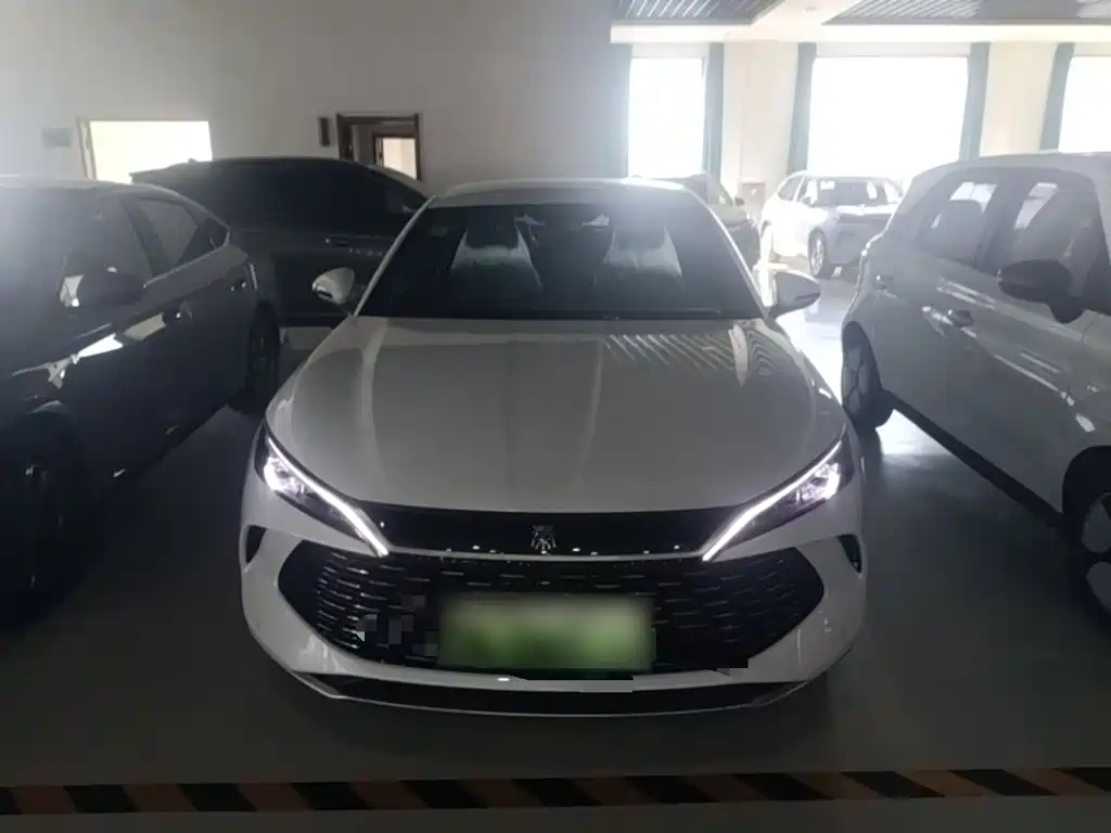 BYD Qin L — миниатюра 3