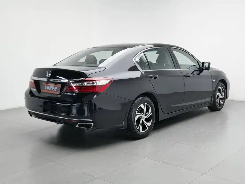 Honda Accord — миниатюра 2