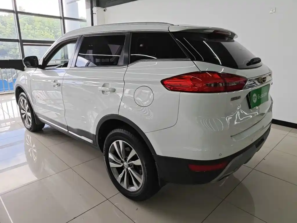 Geely Boyue — миниатюра 5