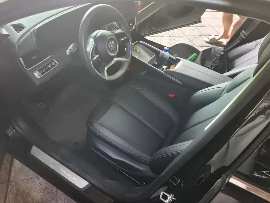 Buick LaCrosse — миниатюра 9