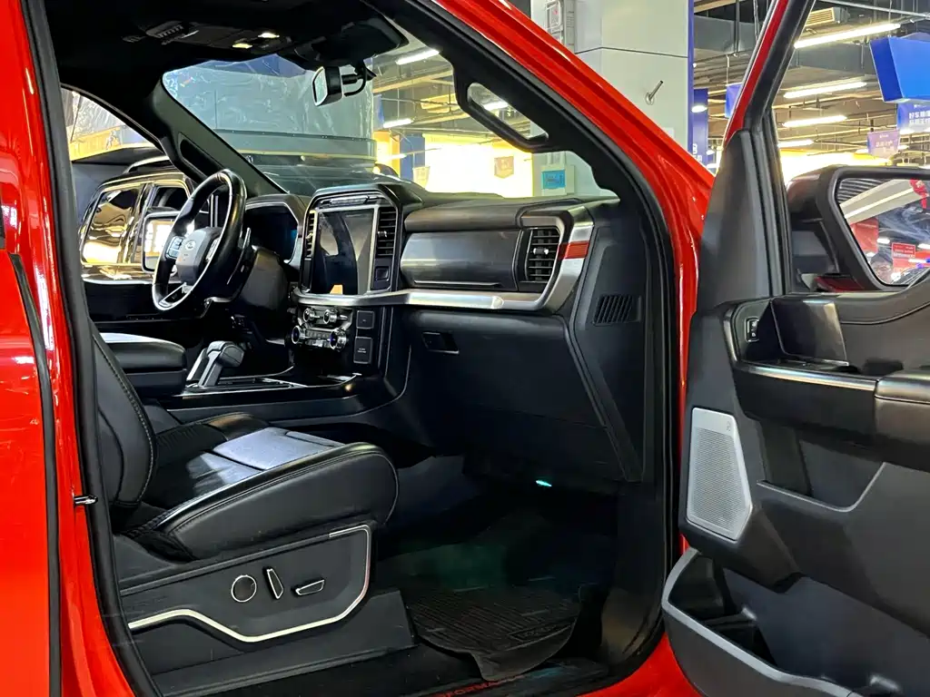 Ford F-150 Raptor — миниатюра 7