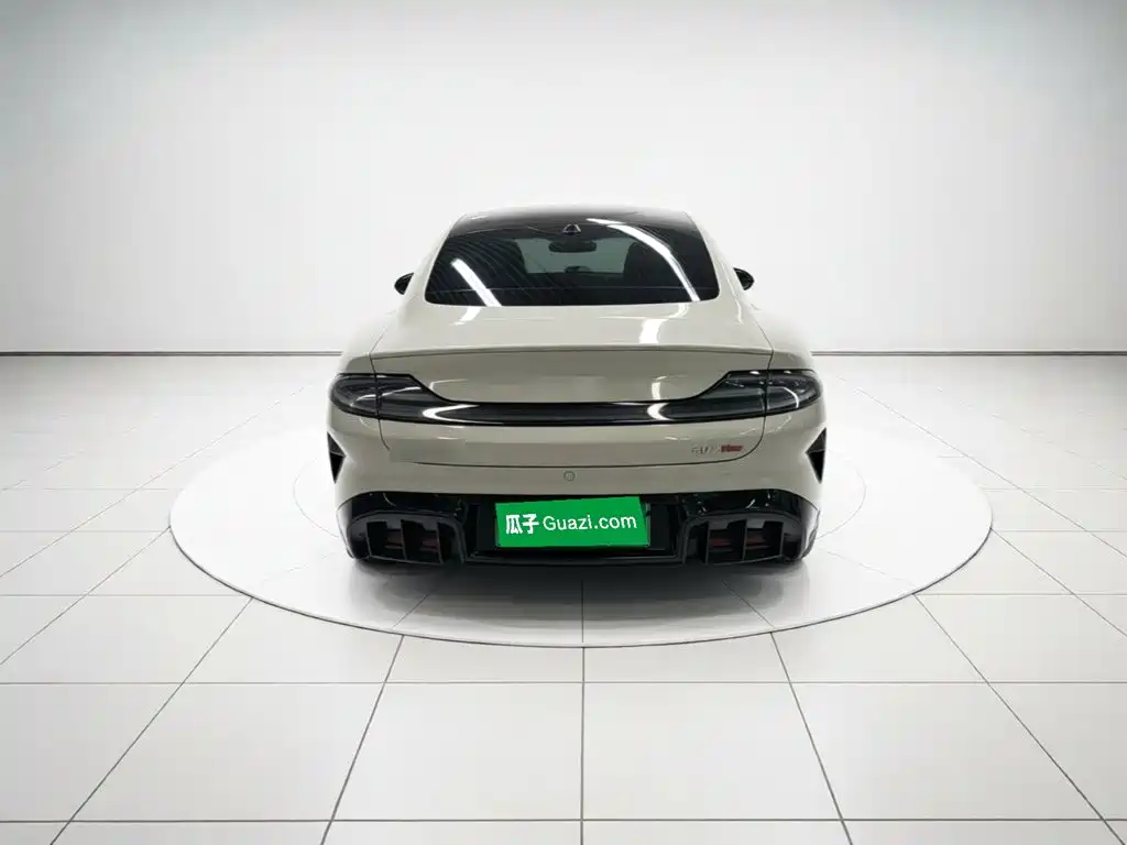Xiaomi SU7 — миниатюра 3