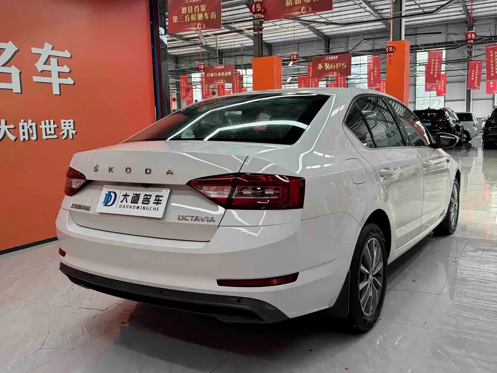 Skoda Octavia — миниатюра 4