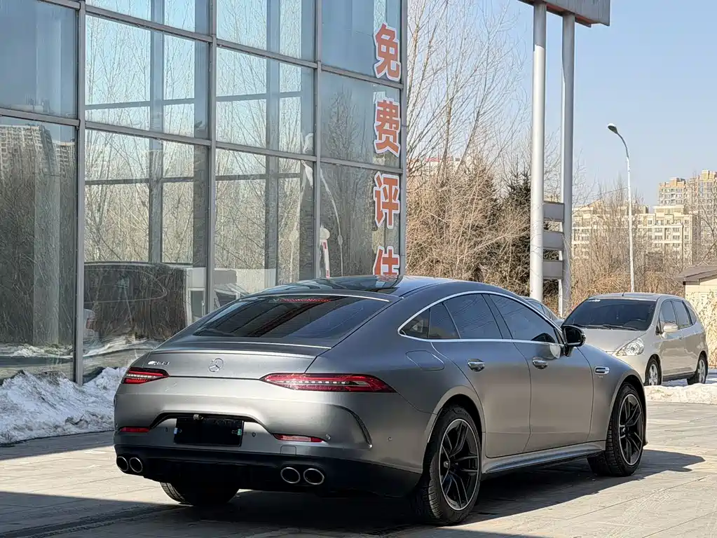 MERCEDES-BENZ AMG GT