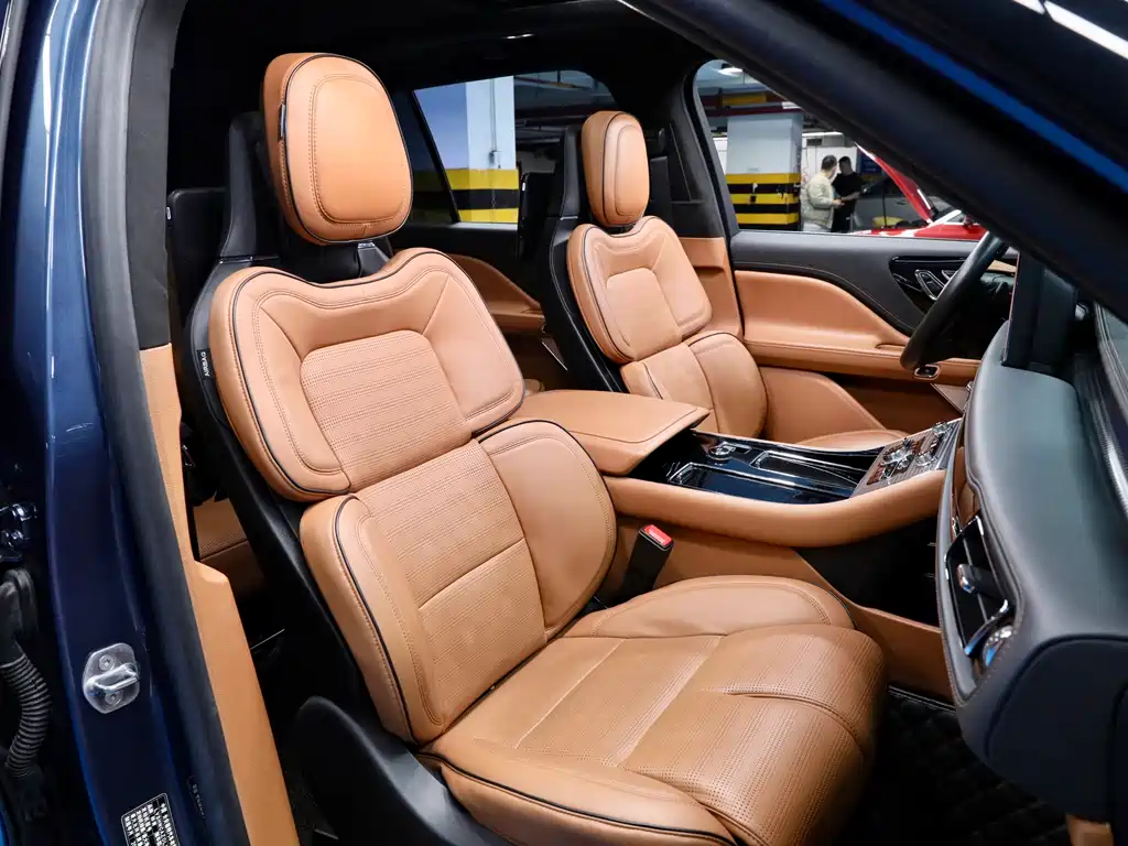 Lincoln Aviator — фотографии объявления, Фото 11