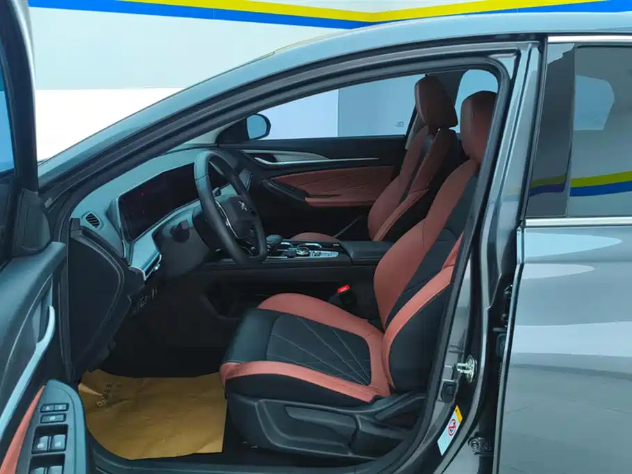 Changan Eado 2022 PLUS NE 1.4T GDI DCT Luxury