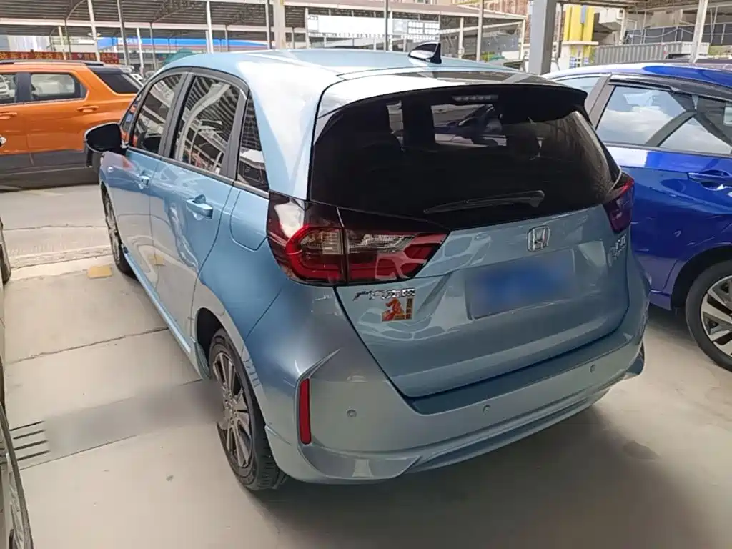 Honda Fit — миниатюра 5