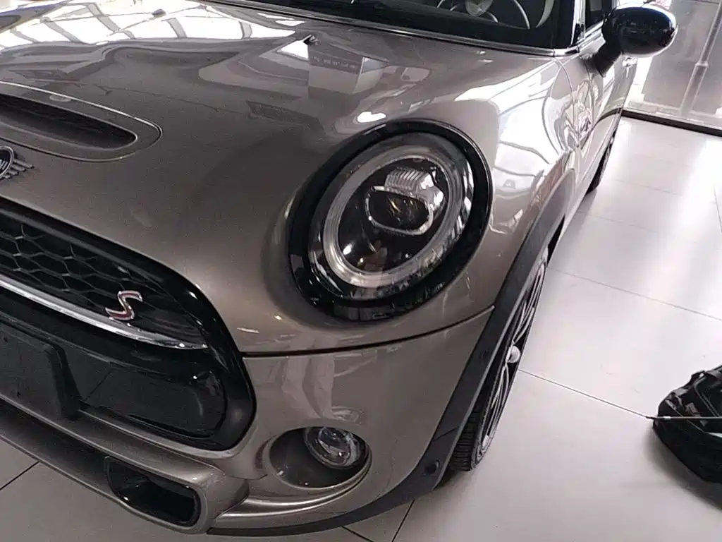 MINI Mini — миниатюра 24