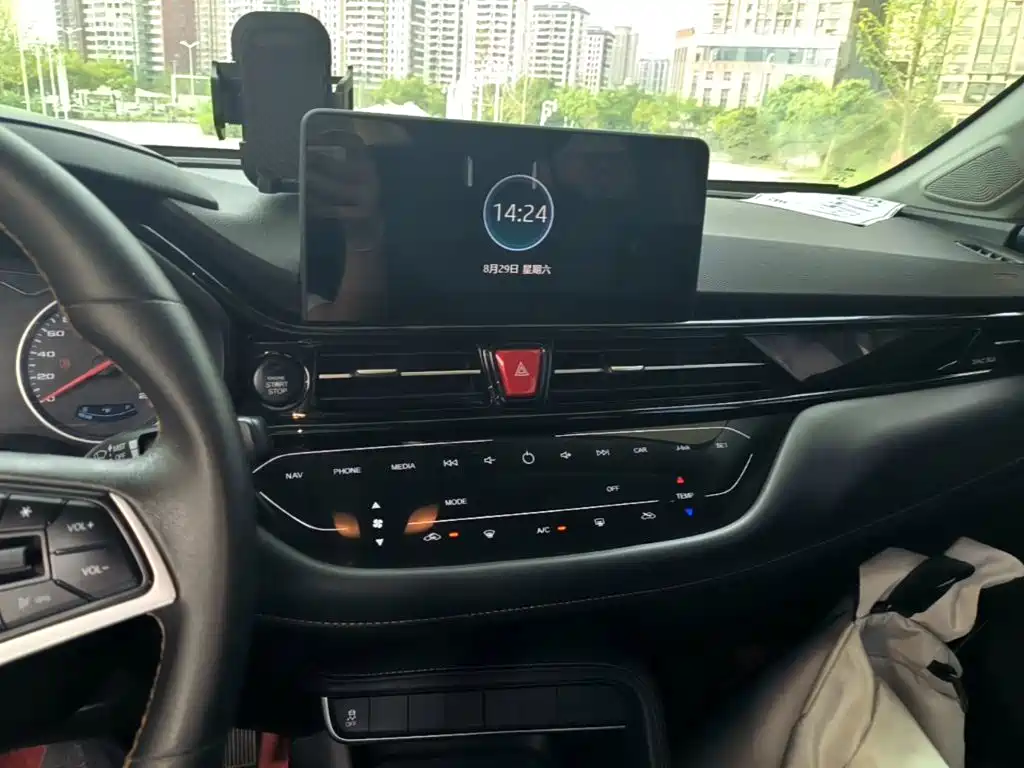 JAC Refine S4 — миниатюра 13
