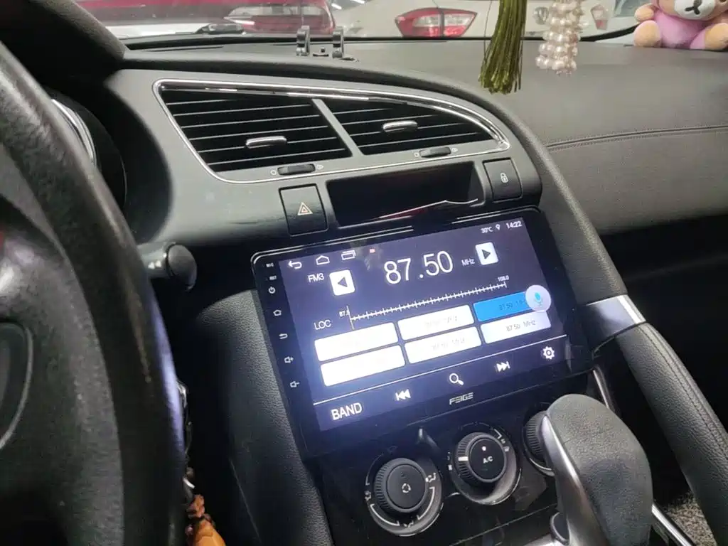 Peugeot 3008 — миниатюра 13