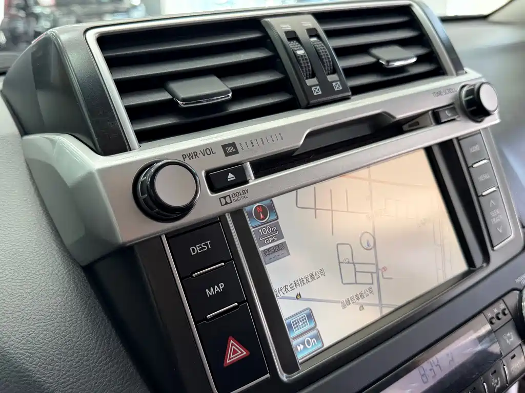 Toyota Prado — миниатюра 11