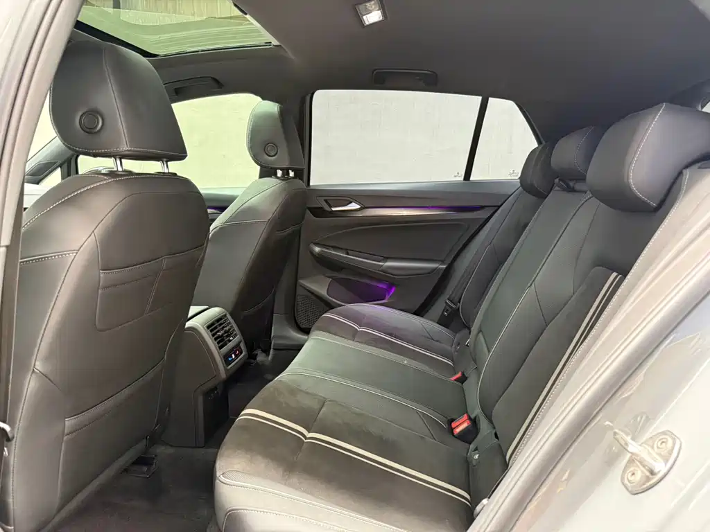 Volkswagen Golf — миниатюра 10