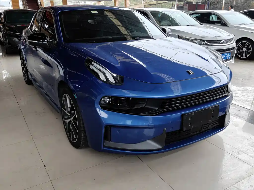 Lynk & Co 03 2021