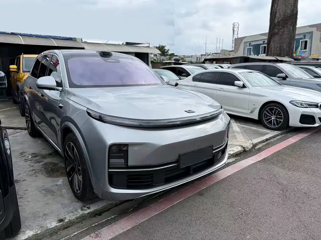 Li Auto Li L8 — миниатюра 3