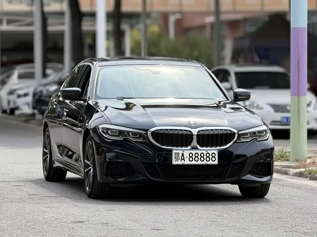BMW 3 Series — миниатюра 3