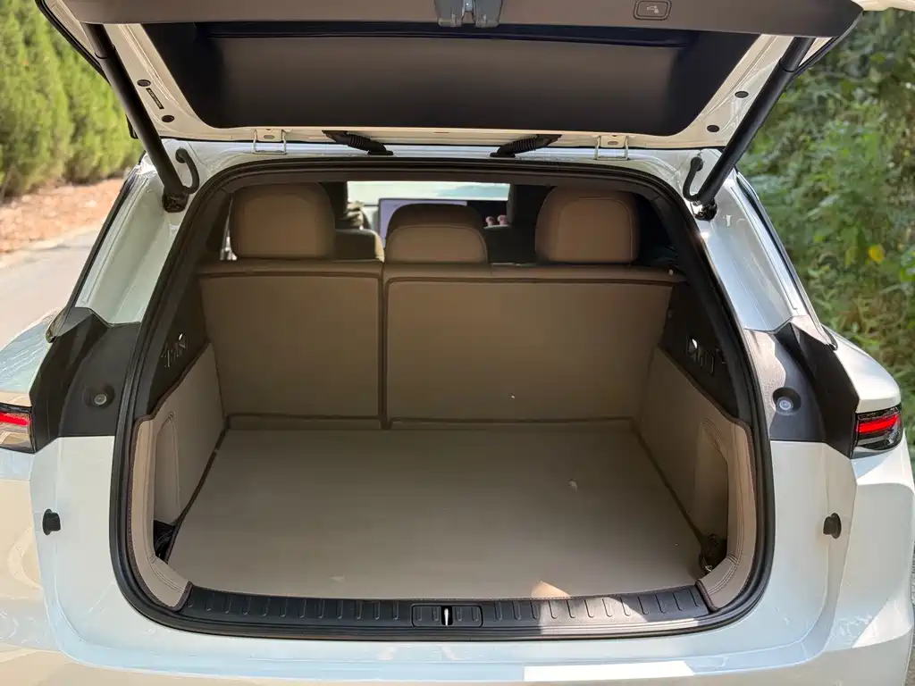 Li Auto Li i6 — миниатюра 39
