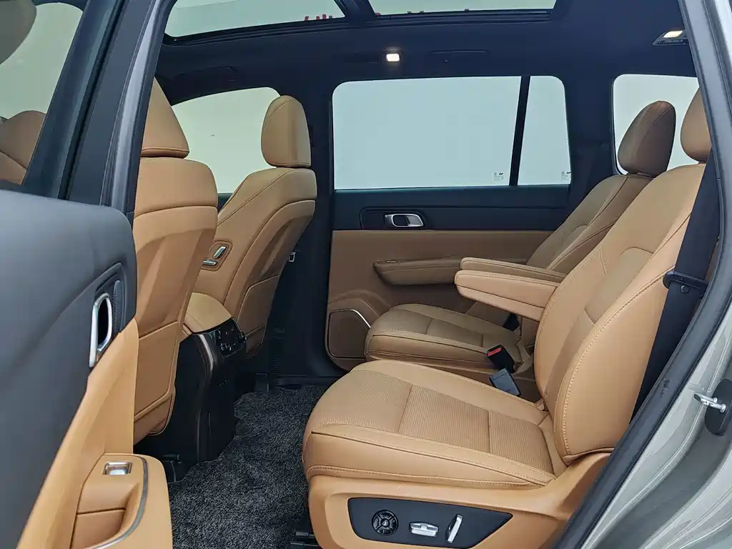 Li Auto Li ONE — миниатюра 8
