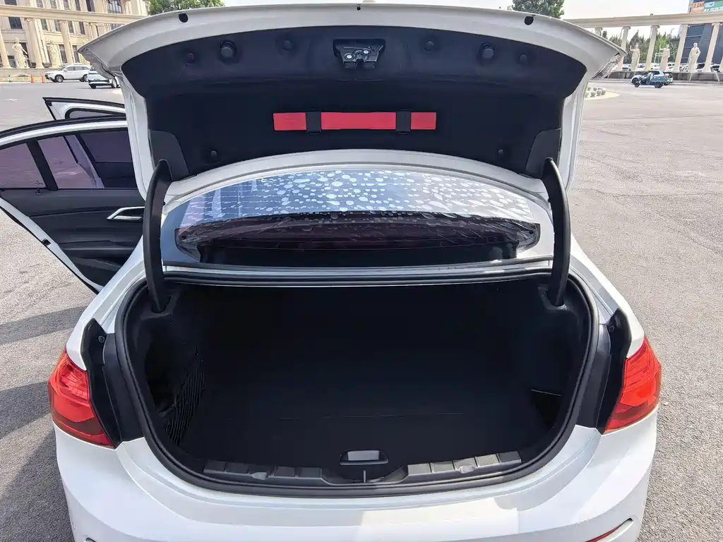 BMW 1 Series — миниатюра 15