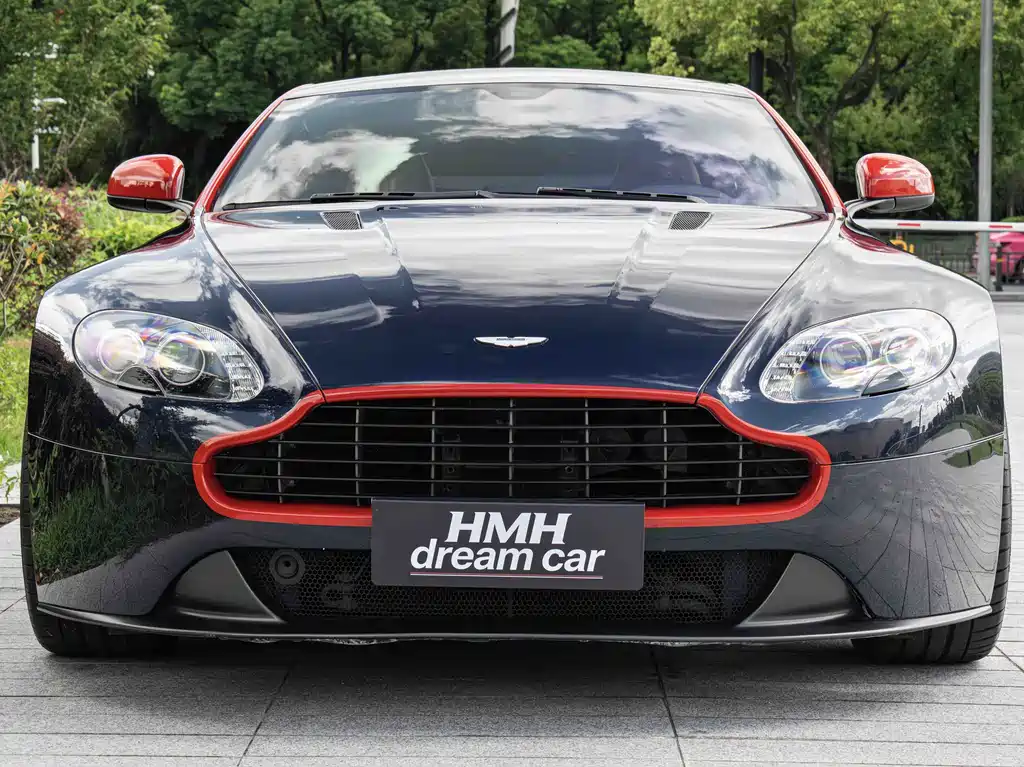 Aston Martin V8 Vantage — миниатюра 2