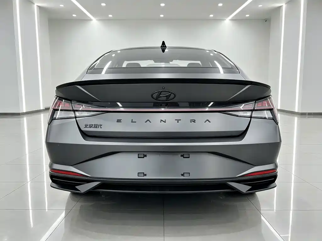 Hyundai Elantra — миниатюра 5
