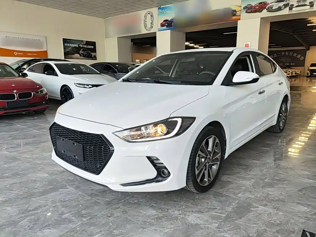 Hyundai Elantra — миниатюра 2