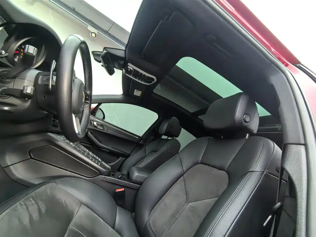 Porsche Macan — миниатюра 23