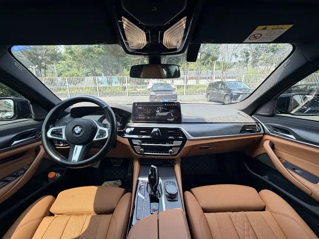 BMW 5 Series (Import) — миниатюра 14