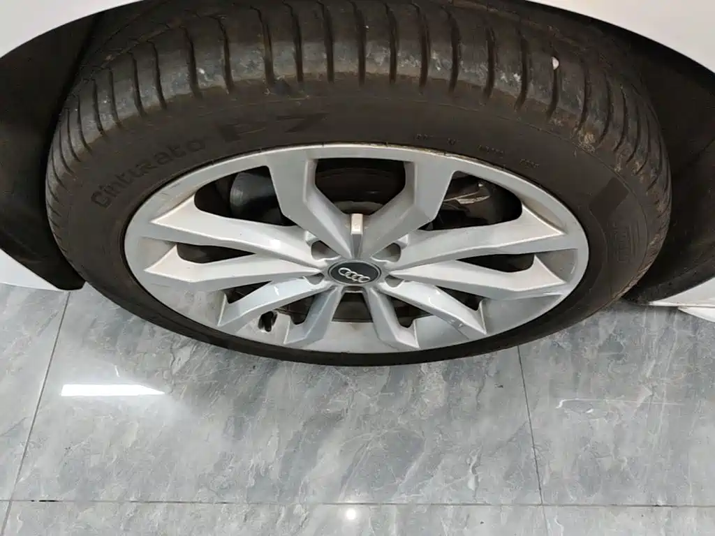 Audi A4L — миниатюра 23