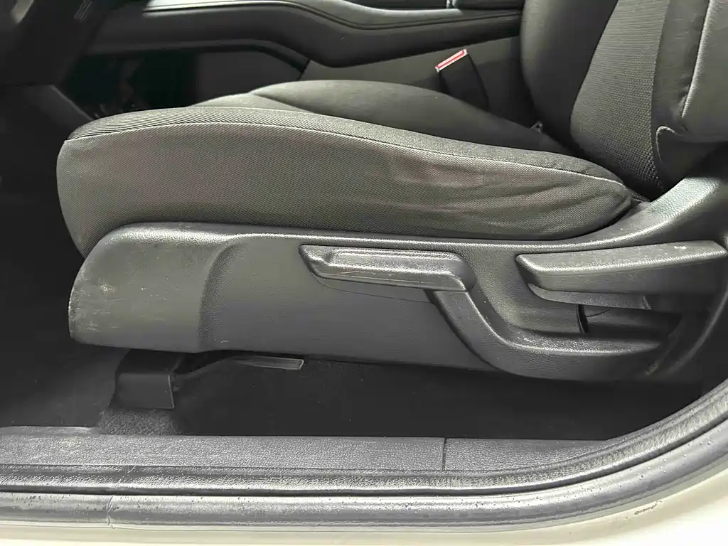 Honda Vezel — миниатюра 12