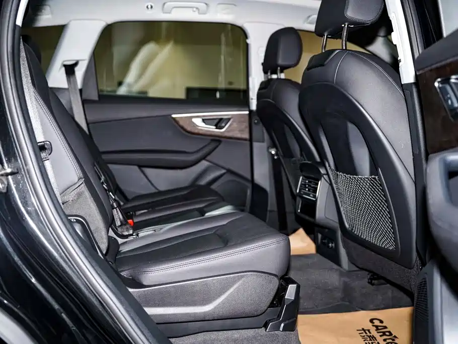 Audi Q7 — миниатюра 26