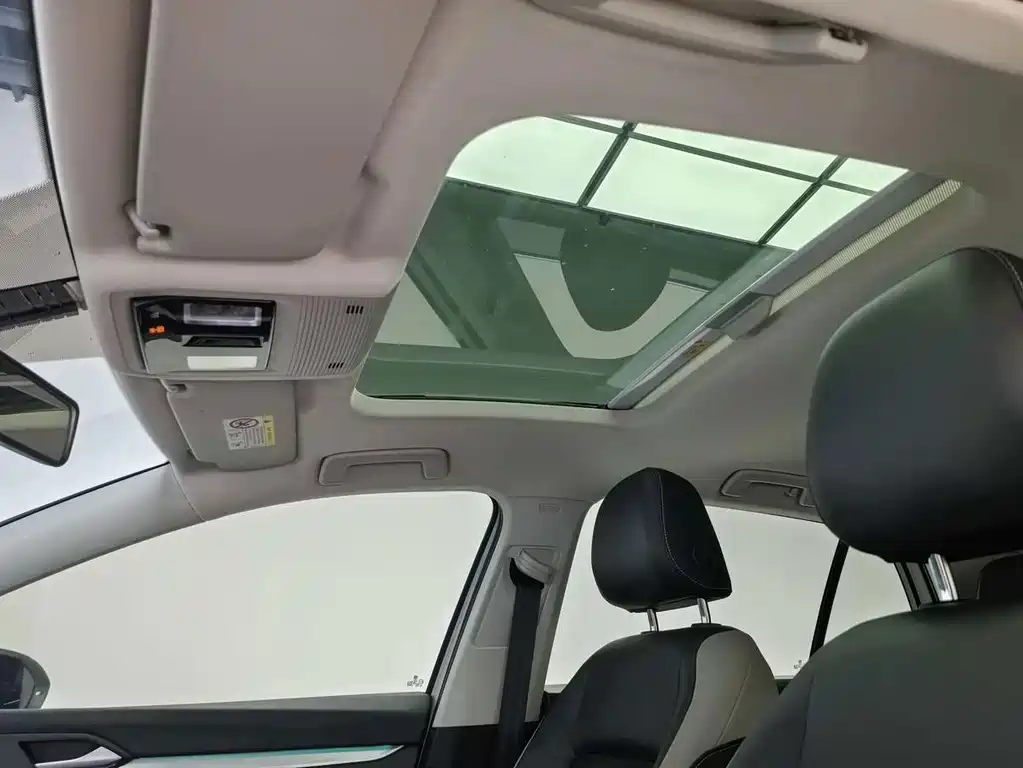 Volkswagen Golf — миниатюра 15
