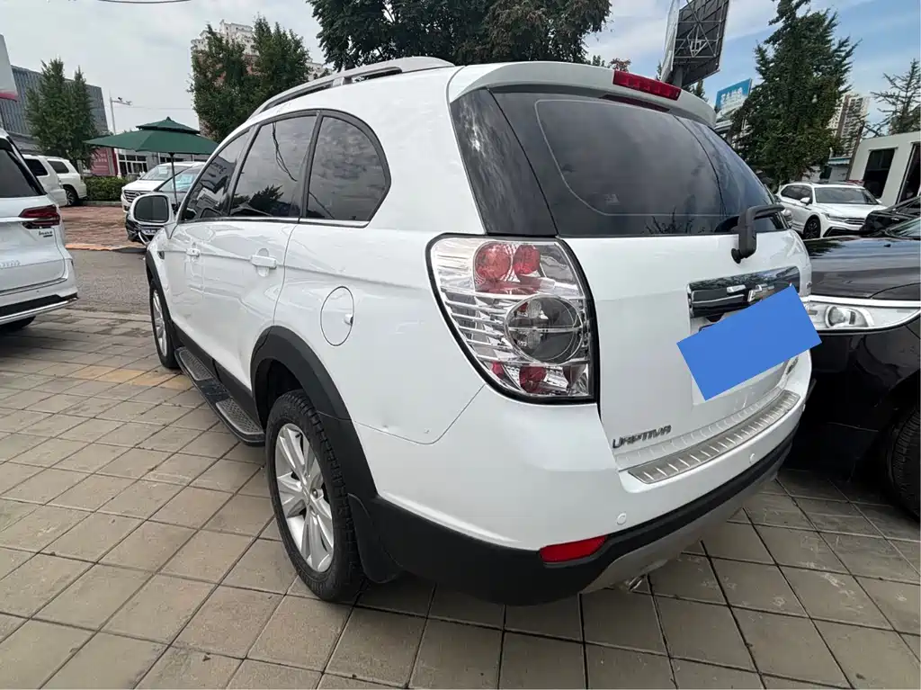 Chevrolet Captiva — миниатюра 4
