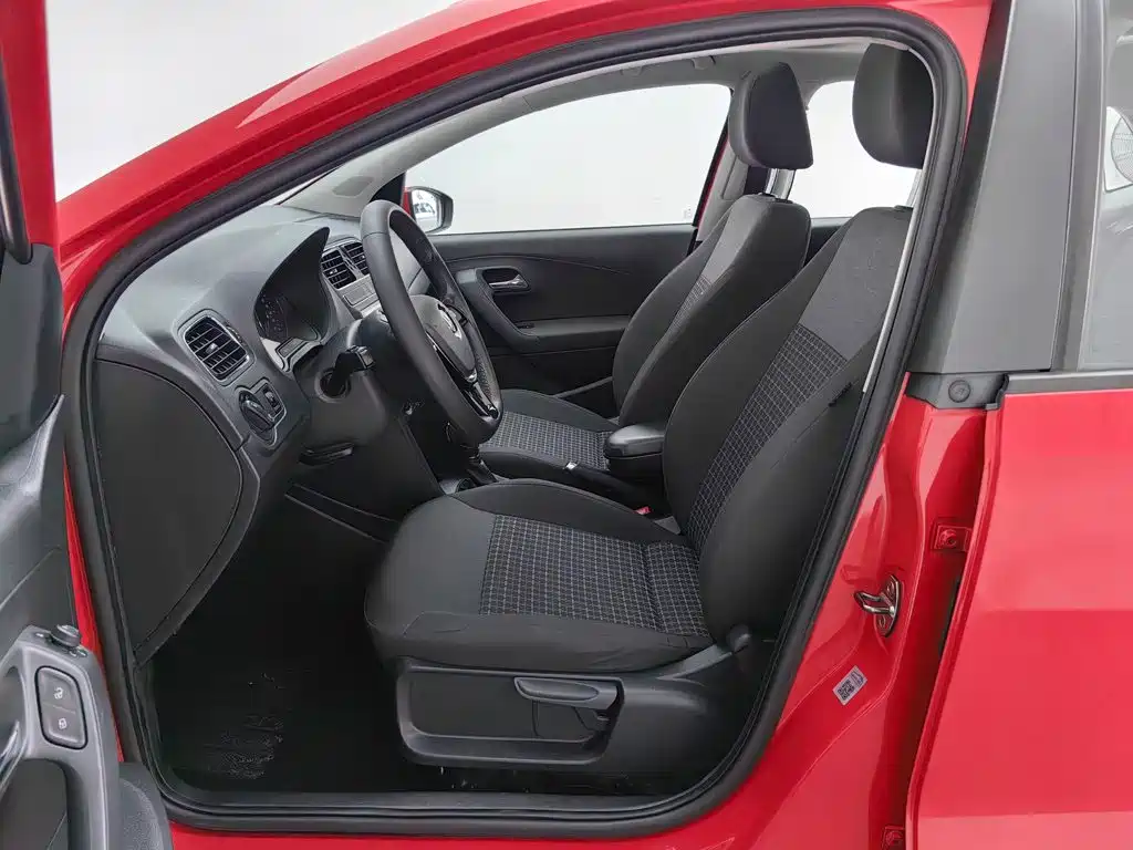 Volkswagen Polo — миниатюра 10