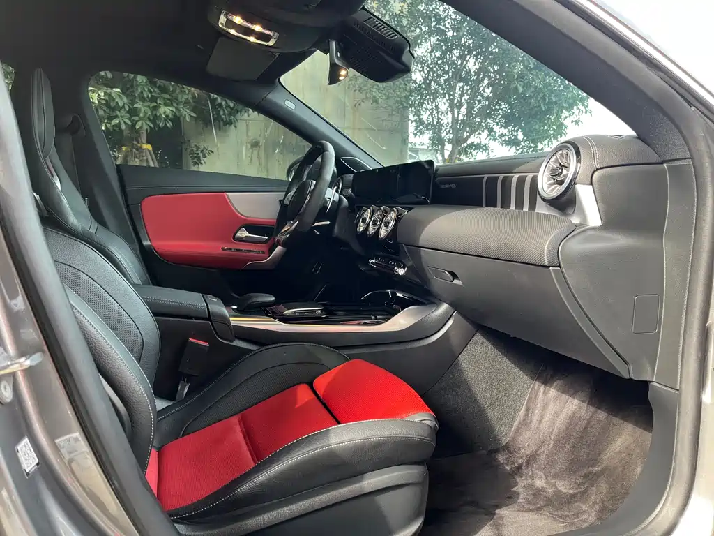 Mercedes-Benz CLA A MG 2022 AMG CLA 45 4MATIC+