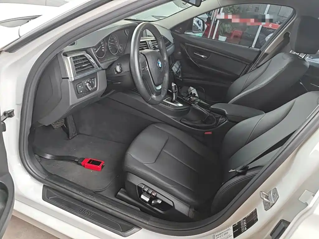 BMW 3 Series — миниатюра 15