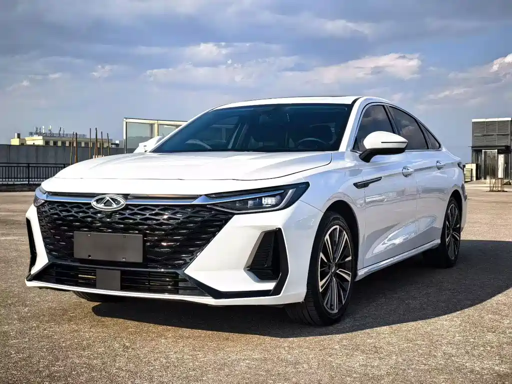 Chery Arrizo 8