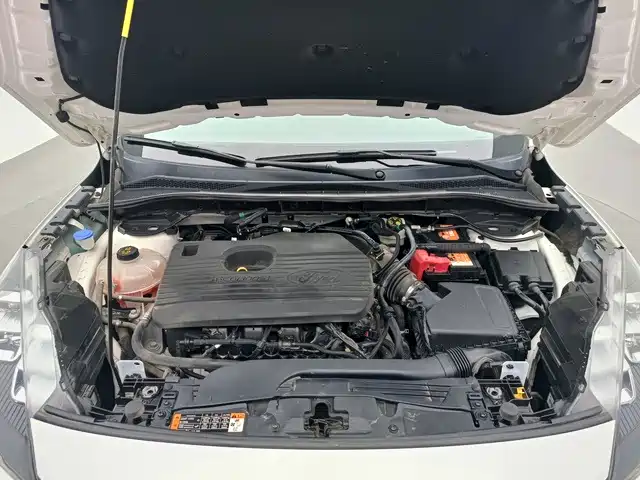 Ford Escape — миниатюра 15