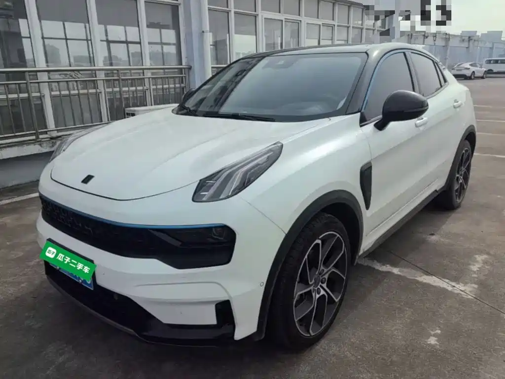 Lynk & Co 05