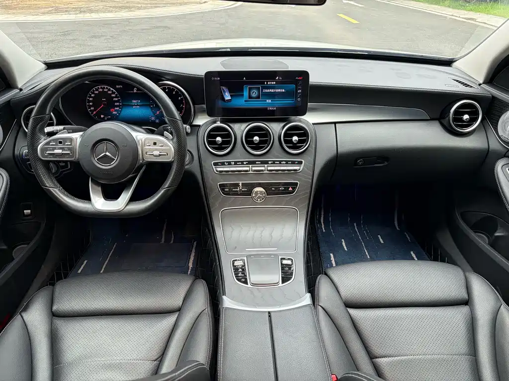 Mercedes-Benz C-Class — миниатюра 15