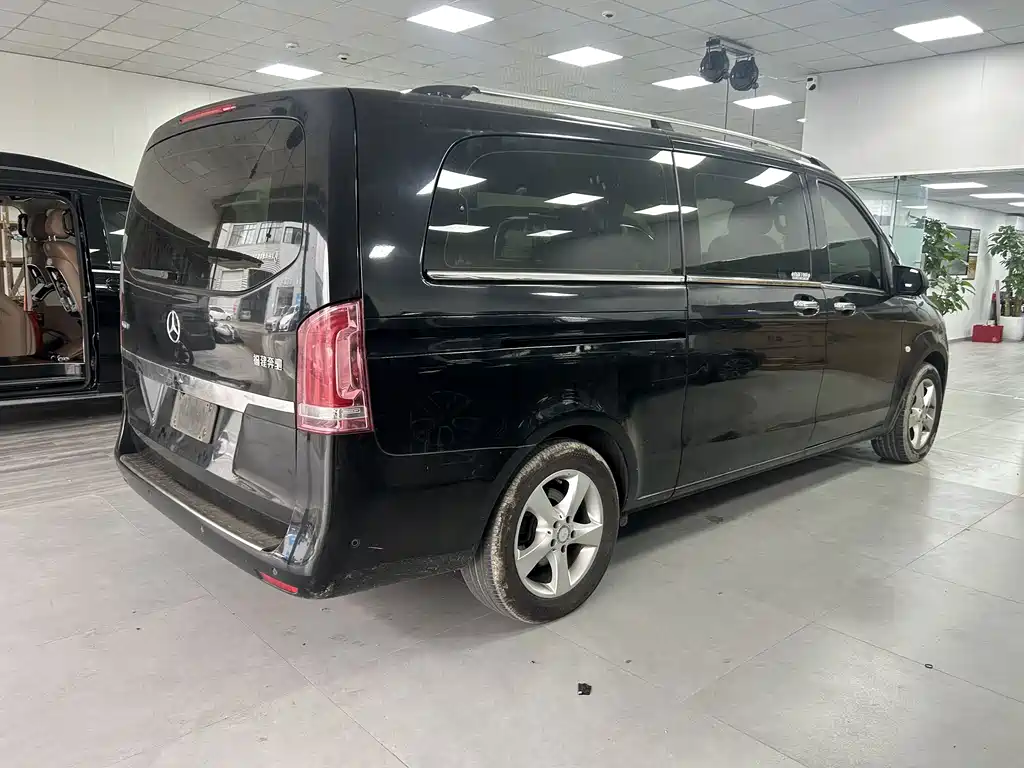 Mercedes-Benz Vito — миниатюра 3