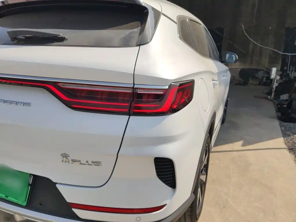 BYD PLUS New Energy — миниатюра 8