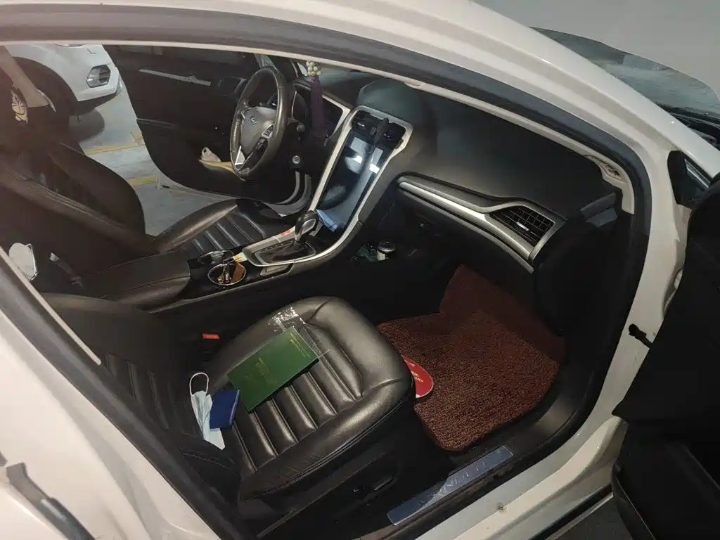 Ford Mondeo — миниатюра 18
