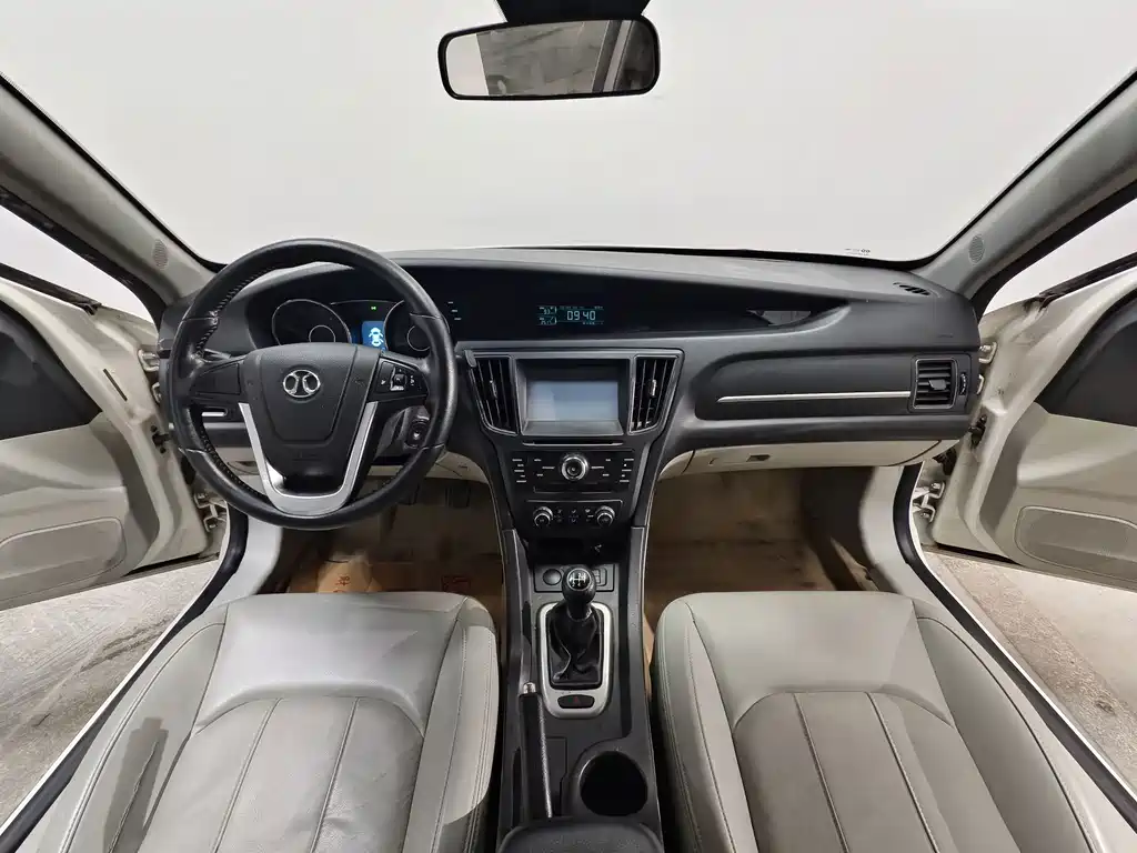 BAIC Senova D50 — миниатюра 9